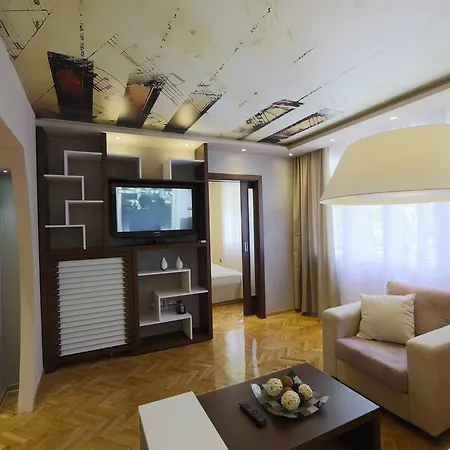 Piano * Belgrade