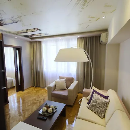 Piano Apartment
