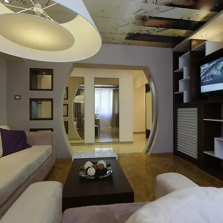 Piano Apartment